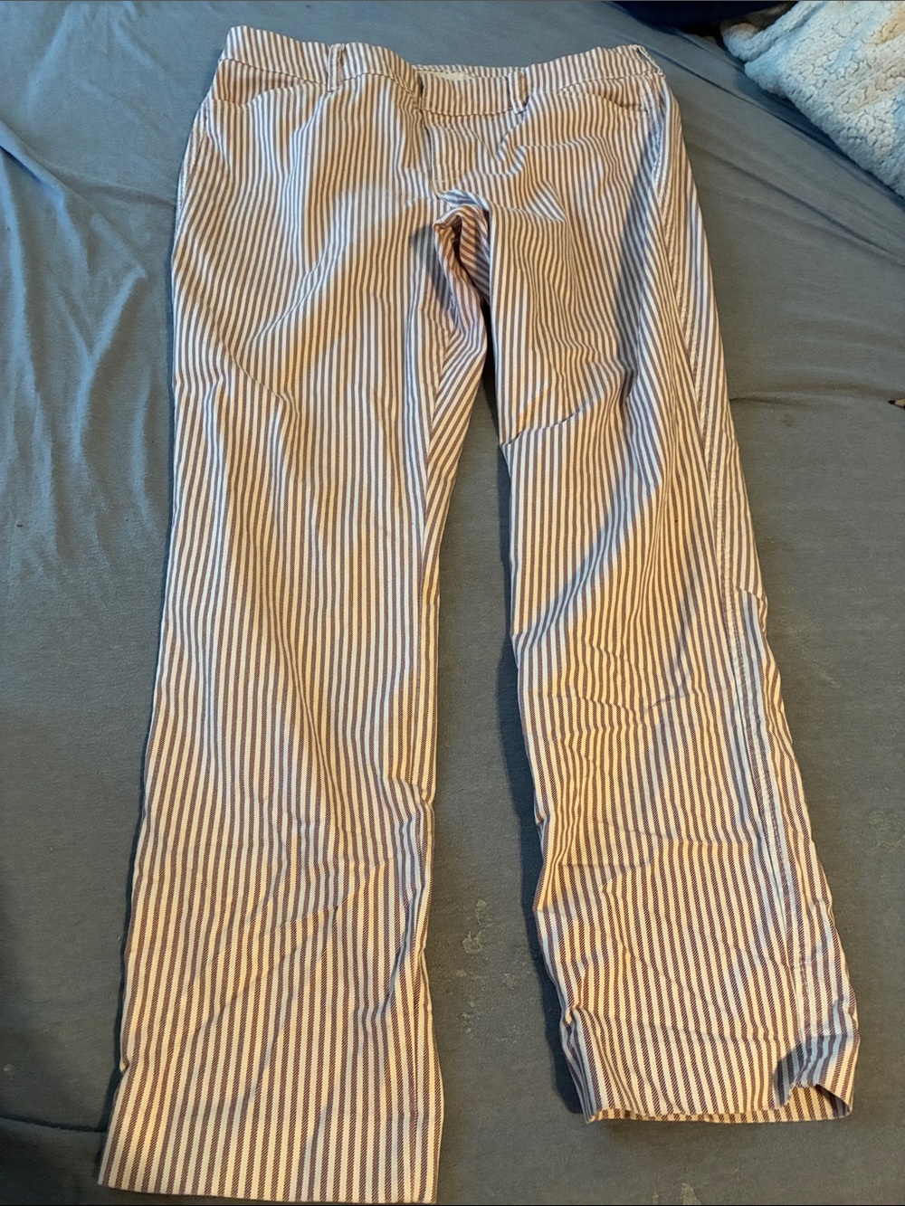 Women’s white and light brown Striped pants